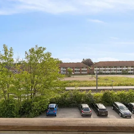 Spacious In With Free Parking * Risskov
