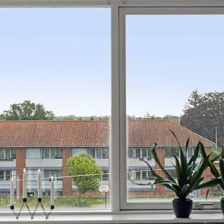 Spacious In With Free Parking Apartman Risskov